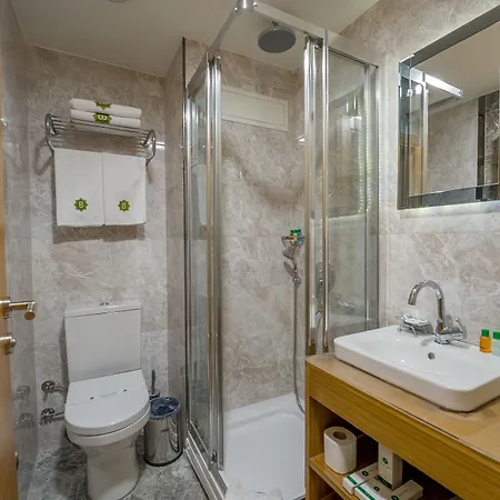 Hotel Bizim 3*