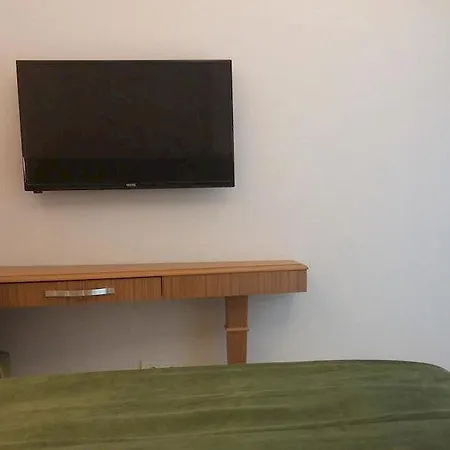 Hotel Bizim 3*