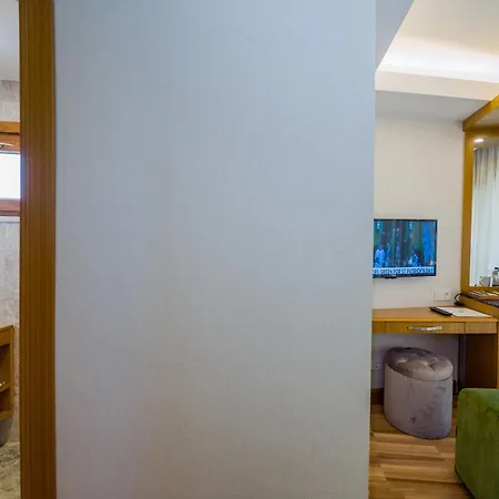 Bizim Hotel
