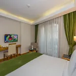 Bizim 3* Istanboel