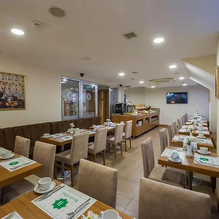 Hotel Bizim 3*