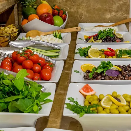 Hotell Bizim 3*