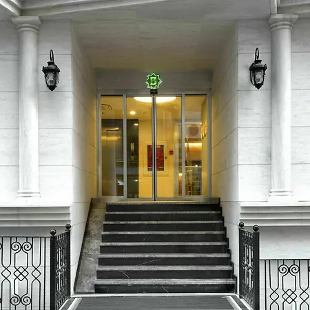 Bizim 3* Istanbul